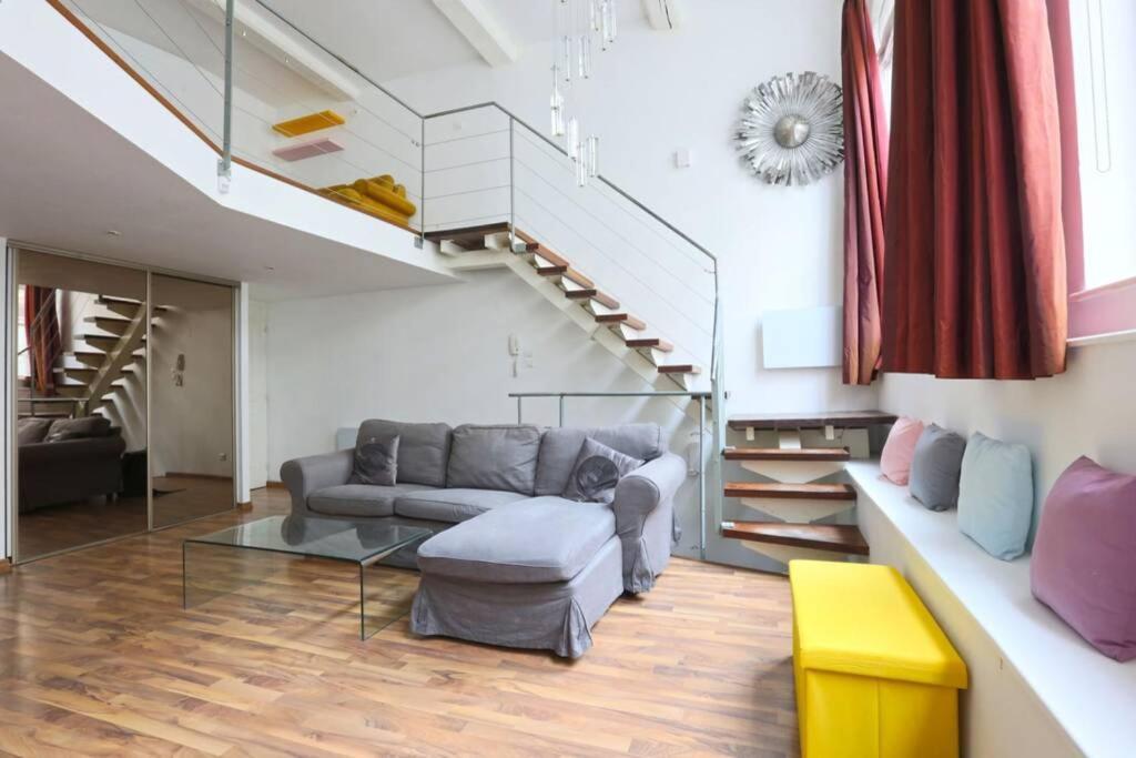 Ideal Pros Et Tourisme - Le Loft De Guise Avec Parking Prive Apartment Nancy Exterior foto