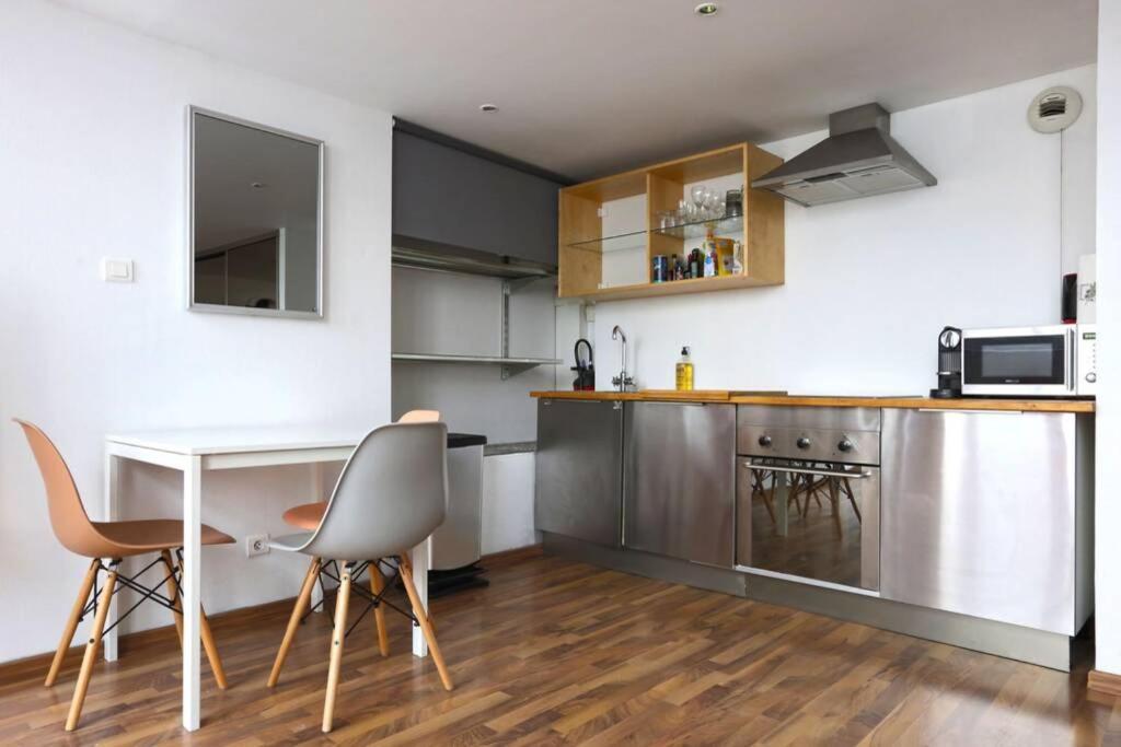 Ideal Pros Et Tourisme - Le Loft De Guise Avec Parking Prive Apartment Nancy Exterior foto